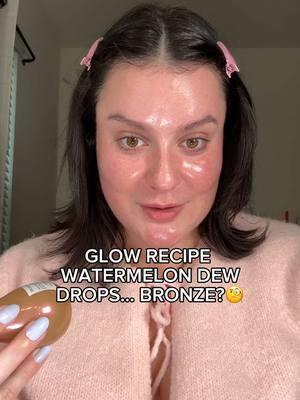 so can we tell I used bronzing drops or no?! 🥲 watching this back i think i look a bit more bronzed than usual with makeup on 👀 #glowrecipe #bronzingdrops 