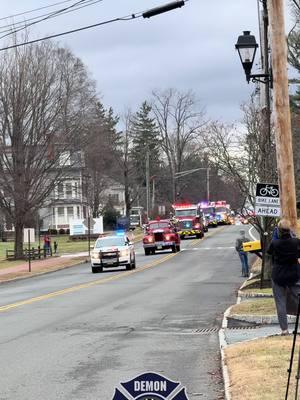 A parade so nice, you get to see it twice! The Chester parade runs the same route twice to return back to their fire house. The full video from the Chester Parade can be found on Demonracer2 YouTube channel!  #Fire #Firetruck #Firetrucks #Fireengine #fireengines #firerescue #firedept #firedepartment #firefighter #firefighting #firefighters #firetrucksofamerica #firetrucksofinstagram #fireapparatus #firetrucksdaily #firedepartmentlife #fireman #firemen #fireservice #dr2 #demonracer2 #chesternj #chesternewyearsdayparade