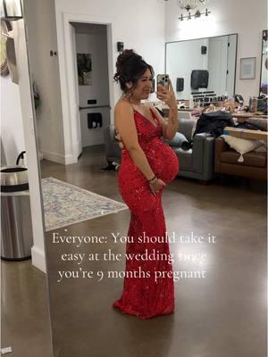 Being 9 months pregnant didn’t stop me from having a great time 🤰🏻💃🏻 #lifewithpatrisia #pregnant #pregnancyjourney #weddingtiktok #pregnantbridesmaid #bridesmaids #bridesmaid #9monthspregnant #weddingday #matronofhonor #memories #makingmemories #latinasbelike #latinastiktok 