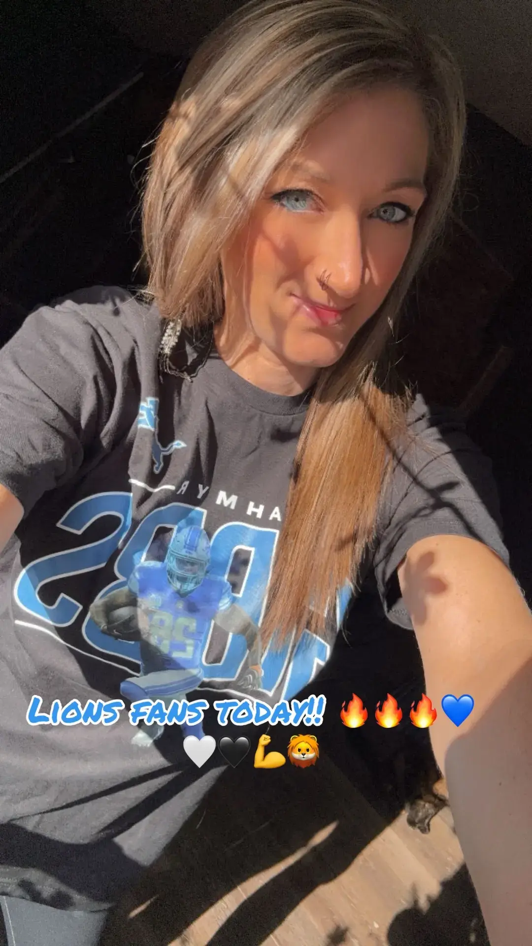 LFG LIONS 💙🤍🖤🔥🦁💪#michigangirl♡ #1 #lions #Dangerous #footballgirl🏈 #onepride #1seed #kingofthenorth #fypシ゚viral 