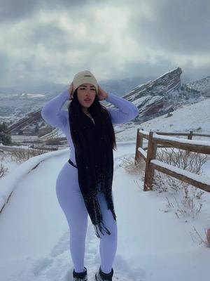 #fyp #demvercolorado #redrocks ❄️❄️🏔️