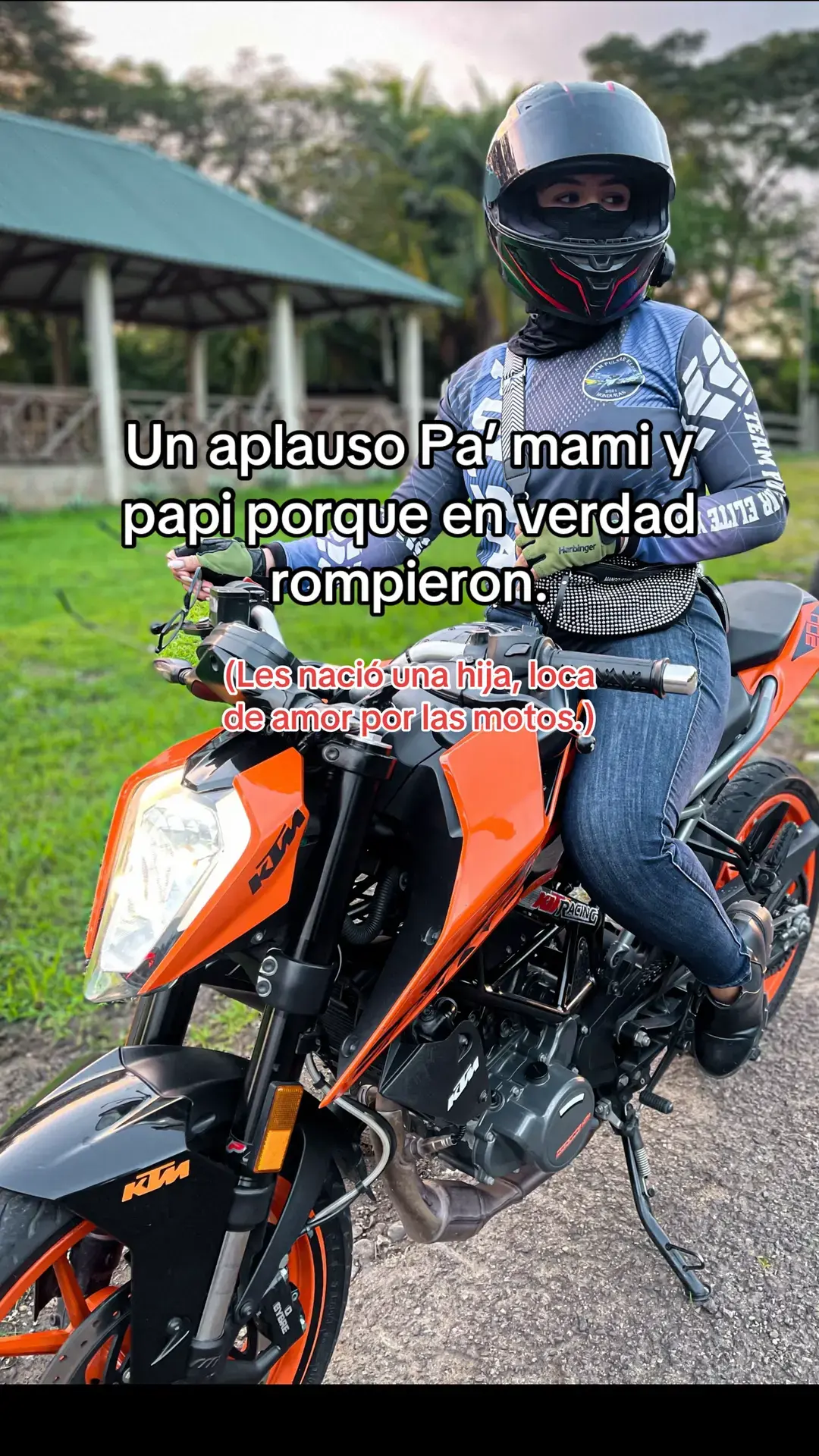 😎😎🙂‍↕️🙂‍↕️ #ktm #dukektm200 #ktm200 #duke250 #ktmduke250 #bikergirl