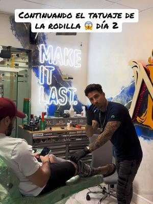 Crees que en la rodilla duele? #kneepain #knee #tattoo #tiktoktattoo #viralvideo #viraltiktok #vital #pain #mbtattoostudio #masterbarbatattoo #coralspringsflorida #florida #miami #art #skinart 