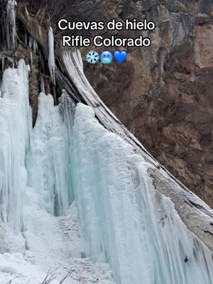 Colorado es sin duda hermoso en cualquier temporada del año. Descubre el pueblo de Rifle y sus hermosas atracciones naturales que tiene para ofrecerte… #Descubrelo #Colorado #riflecolorado #quehacerencolorado #cuevasdehielo #icecaves 