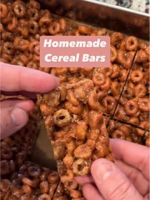 These cereal bars come together in no time, and are a huge hit at our house!  In a pot, add 1 cup creamy peanut butter 1 cup honey 1 tsp vanilla A pinch of salt Stir on low heat to combine, then add 3 1/2-4 cups cereal of choice (we love @eatlovebird ) Flatten into a lined 9x13 pan and place in the fridge for 30 mins to cool. Cut into desired bar size and enjoy!!! Store in the fridge for a week! These are great to add to prep routine for the week ahead! #homemadesnacks #homestead 