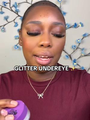 I tired the viral GLITTER SETTING POWDER . What do you think about it ? #makeup #glittersettingpowder 