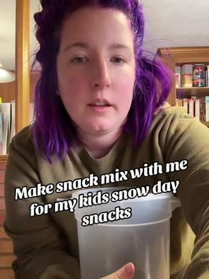 The best way to utilize those old cereals, marshmallows, pretzels, and chocolate chips in your pantry. Eat up what you have before it goes bad. #mom #momlife #momhack #snowday #trailmix #snackmix #yum #snacks #kidswhosnack #nti #winter #usewhatyouhave  