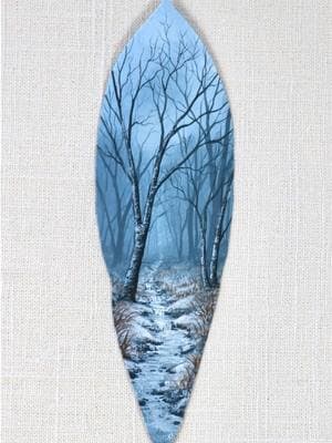 “A Stilled Creek” Painted on a preserved rhododendron leaf I’ve almost always lived beside the constant, quiet babbling of a creek. There’s something beautiful and haunting about the silence when it freezes. ❄️ This leaf was gathered from a tangled forest of rhododendrons up in Ashe County, NC  #natureart #leafart #landscapepainting #leafpainting #theleafpainter #evergreen