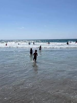 A wonderful beach day in San Diego. #LaJolla #SanDiego #California #Beach #Shoreline #Shores #Waves #Surf #Surfing #Swimming #Summer #Sand