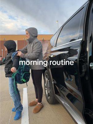 it was a stressful morning 🙃☀️❄️ #creatorsearchinsights #morningroutine #morninginthelife #dayinthelife #schoolmorning #gettingoutthedoor #morningwithkids #realisticmomlife #baddays #relatablemom  day in my life vlog  morning as a mom for school realistic mom vlog  morning routine as a mom morning as a mom of 3 resetting my life 