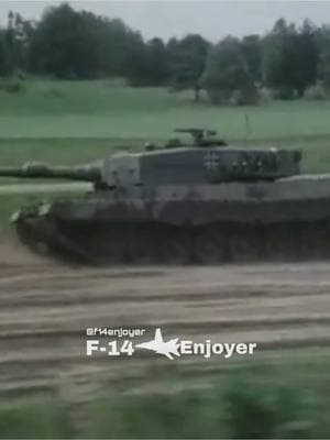 Love the Leo 2                                               #fyp #f14enjoyer #leopard2 #germany #military #militaryedit #retro #viral #fypシ 