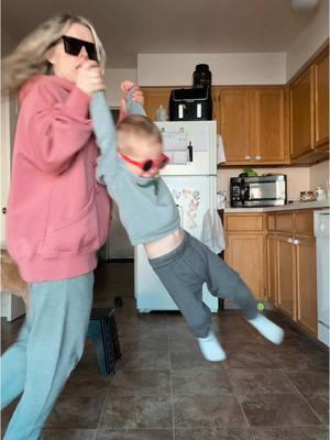 Lenny kinda understood the assignment😂 #fyp #funnyvide #mom #son #trend #dance 