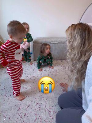 Just wait for their feet😭 #triplets #toddlermom #toddlerlife #toddlers #mom #MomsofTikTok #momlife #momtok #dayinthelife #funnyvideo 