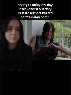 now what can i do to persuade you to take a shower....😋 #thewalkingdead #shifting #realityshifting #shifttok #shifttoker #twddr #THEWALKINGDEADDR #twdshifting #shiftingtotwd #daryldixon   #greenscreen 