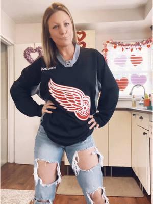 Red Wangzzzz!!!!! 🚨🐙🏒🔥 @Detroit Red Wings #detroitredwings #NHL #detroit #redwings #hockey #LGRW #GoWings #trend #trending #trendingsong #foryoupage #fyp #fypシ゚viral 