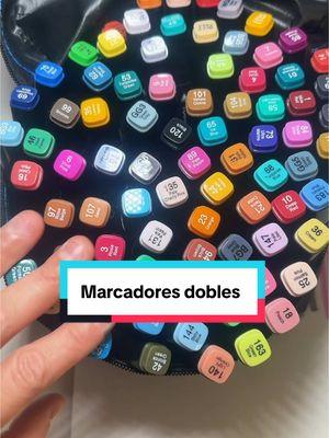 Para las personas que en casa tenemos artistas que les encanta estar dibujando y siempre están pidiéndonos que les compremos marcadores este estuche tienes tiene 80 marcadores de diferentes colores todos#marcadores #markers #dibujar #drawing #kids #newyearnewaura #deal #tiktokfinds #ofertas #touchmgo 