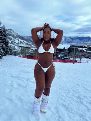 #CapCut Black girls white Christmas #2024#aspencolorado #snowmasscolorado #fyppppppppppppppppppppppp #fypシ #fypシ゚viral 