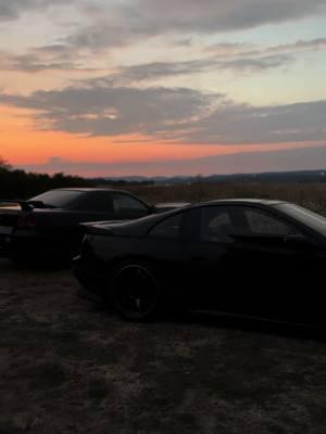 Still one of my favorite cars I’ve driven out of all the cars I have been able to drive. It’s set up so well🤌🏽 #nissan #300zx #z32 #oregon 