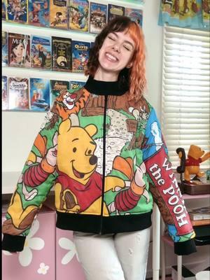 this might be my favorite bomber I’ve ever made?? 💛🐝 #winniethepooh #pooh #upcycling #disneyland #vintagedisney 