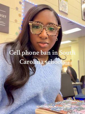 Day one went well in my classroom. I’m encouraged that the transition will be smooth and that students will find benefits of less distractions during instructional time!  What are your thoughts? 🩷📚 . #teacher #teachersoftiktok #teachertok #teacherlife #cellphoneban #freetofocus #blackteachersontiktok #genz #highschool #southcarolina 