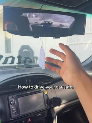 Comes in clutch if you’re in a coupe 🙏 #blindspotmirror #blindspot #safedriving #carsoftiktok #TikTokShop #foryoupage 