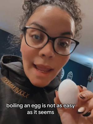 Egg boil trick #eggs #boiledegg #bariatriccommunity #bariatricsnacks #healthysnacks #protein #bariatriclife 