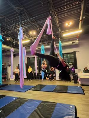 Just an aerialist who loves dirty south classics🖤 clearing my drafts #aerialsling #aerialyoga #aerialhammock 