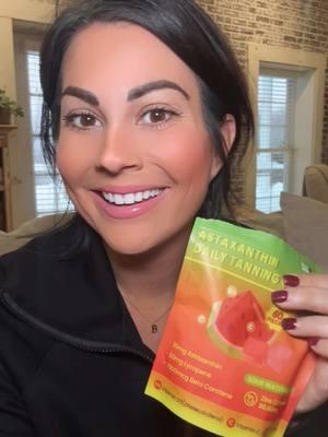 Do tanning gummies actually work?!? Im Ready to Find out!! #tanning #gummies #gummy #tannie #tannies 