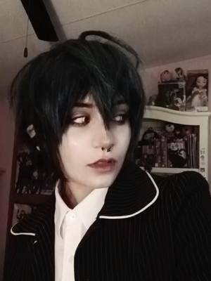 guys help help I'm stuck in Shuichi's body help (I don't want help) #danganronpa #danganronpacosplay #drv3 #shuichi #shuichisaihara #shuichisaiharacosplay #shuichicosplay 