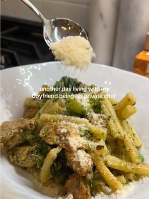 He’s currently cleaning up the dishes as I edit this 🥦  #cookingasmr #cookingvideo #chickenbroccolipasta #cooking #glutenfree #gfdinner #glutenfree #dinnerinspo 