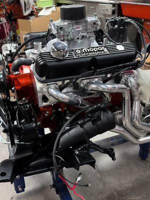 K frame assembly #noelsmusclecarrestoration #noelautomotive #mopar #uscartool #edelbrock #engine 