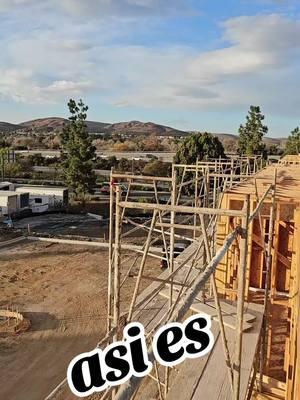 #feliznavidad2024 #construction #trabajoduro #level3 #construction #chingones #freymero #hardwork #viral #appyfathers #sandiego #oseancide 