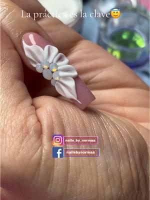 #nails #hemetnails #viralvideo #tutorial #nailsinspo #temecula #nailsartvideos #onthisday #reflective #sanvalentin #valentinesnails #ValentinesDay #longnails #chromenails #frenchnails #3d #3dnailart #nailsbynorma 