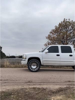 been a min  #fyp #fypp #fy #foryoupage #truck #flawlesswhipz #22x12 #24x12 #4sn5s #viraltiktok #trending #trend #shieldtint #squattedtrucks #midwestfinest #trucktok #trendingsound #relatable 