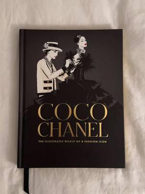 one of my favorite books 🦢🖤 #chanel #chanelbook #fyp #unboxing #chanelcatwalkbook #chanelcatwalk #gossipgirl #gossipgirltiktok #blairwaldorf #blairwaldorfaesthetic #blairwaldorfstyle #fypシ #fyp #itgirl #catwalkbooks #chanelfashionshow #blairwaldorffashion #meganhess #meganhessbook 