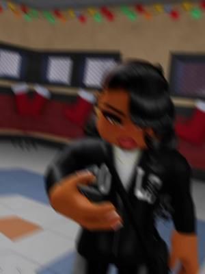 Somebodys jelly #robloxfyp #roblox #robloxtiktok #yn #fyp #viral #chillgirl #girlfight #ynpov #mufasa #aaronpierre #cookinwit