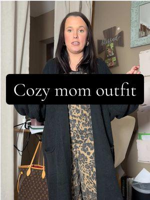 This outfit is the definition of cozy and comfortable! #CozyMomLife #SimplifyWithMe #SelfCareForMoms #TikTokMadeMeTryIt #FaithAndFrugalLiving #overalls #cardigan #cozymom 