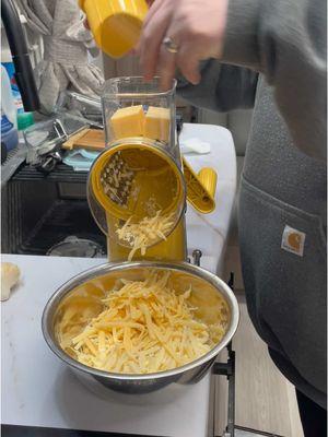 This Rotary Cheese Grater is game changer.#cheesegrater #rotarycheesegrater #cheeseshredder #foodshredder 