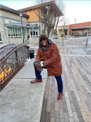 #theretiredguy #foryoupage #fyp #foryoupageofficiall #winter #winterfashion #shearling #sheepskin #winterboots #gucci #mittens #mensfashion #mensfashiontips #mensfashionwear #bonfire 