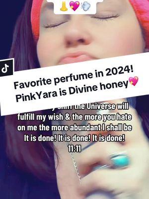 #glamourmagick #pinkyara #yara #favoriteperfume #perfumetiktok #perfumes #transmute #smellssogood #yaralattaffapink #transmutenegativeenergy #tiktokmademebuyit #spotlightfinds  ✨💖✨👃✨💨