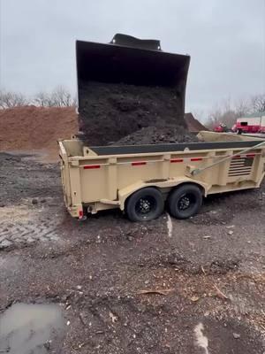 Tools in Action is putting the Diamond C LPT’s 3-stage telescopic cylinder to the test—and it doesn't disappoint! 💪 With a 45-degree lifting angle, this trailer offers maximum versatility for dumping operations, allowing you to hit the optimal height and angle for any job site. 😎 Reliable, efficient, and ready to tackle the toughest tasks—this is a trailer you can count on! 😉 #DiamondC #DoWork #StessTest #Test #Dump #dumptrailer #loaded #construction #trailertuesday #foryou #fyp