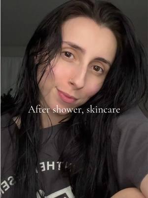 Goodnight :) #skincare #shower #aftershower #aftershowerskincare #relate #fyp #foryou #foryoupage #tiktok #trend #trending #contentcreator 