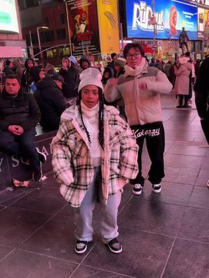 FINALLY LANI MEETS TJ 🥰🔥 @TJ #dancechallenge #gofriend #foryoupage #foryou #foryourpage #swagprincess #babygoat #lanilove #viralvideo #khalanisimon #swagtubefamily #famouskids #viral #fyp #lanilovetv #newyear #newyorkcity #newyork #timesquarenewyork #timesquare 