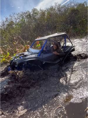 Who said Hondas can’t skim? #hondaboats#issahondaboat#onlyboats#issasubmarine#honda300club#hondafourtrax300#deepdeep#submarines#boats#alwaysboatin#honda300#honda3004x4#florida#mowersubmarine#mowerboat#canam#canam570#hondaranchers#hondaformans#atvs#waterriding#mudding#muddinglife#32s