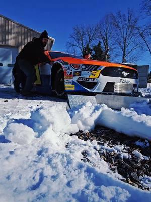 Loading up the Ole Pinto in the snow #daytona #2025hoosierhero #bigtruck #arca #racing #bigwilliemullins 