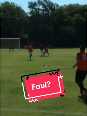 Foul? Or clean? #refcam #refereepov #sundayleague #Soccer 