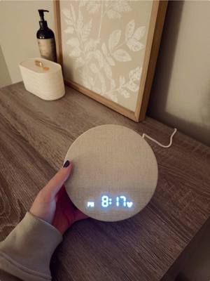 Give me all the morning person tips in the comments pls. I’ve never been a morning person but I think this is gonna help🐦🥱✨☁️☀️ #sunrise #sunrisealarmclock #alarmclock #morningperson #morningpersonhabits #morningroutine #tiktokmademebuyit #newyearsresolution #valentinesdaygift 