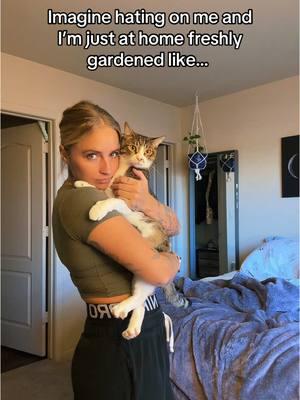 #fyp #relatabl #fourtwentyfriendly #catmomlifestyle #gardenmom #momsoftiktokk #seshtok #animalloverforlife #singlemomtok #positivecontent #lifewithcatsbelike 