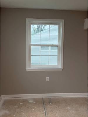 Have You Had Enough Of This Color❔Or You Still Rocking With It ❔🙂 #wallpainting#paintok#DIY#aubreypainting#art#agreeablegray#sherwinwilliams 