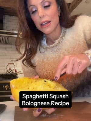 This took 20mins and Bryn loved. You’re welcome. Should I post more recipes? #healthyrecipes #healthy #spaghettisquash #dinner #FoodTok #easydinner #cookwithme #Recipe   #bethennymademetryit 